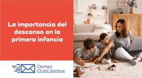 Mamá teniendo en cuenta la importancia del sueño en la primera infancia y la relación entre sueño y crecimiento en niños, también los beneficios del sueño reparador