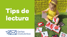 Bebé a la cual se le esta poniendo actividades para fomentar la lectura rápida y comprensiva, desarrollando su lenguaje, habilidad de pensamiento y en un futuro su rendimiento académico 